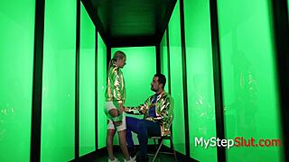 辐射角色扮演18+少女无套爸爸叔叔幻想