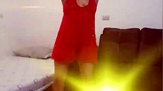 Evaluna does an exotic dance in 4K with cumbia HQ music