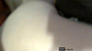 Visited My Girlfriend but Found Brazilian Stepmom Naked in Heat, Couldn't Resist Recording and Fucking Her in Wrong Hole Oops with Homemade Anal