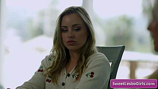 Blonde Horny Teen Seduces Busty Step Mom Julia Ann For Lesbian Licking And Kissing