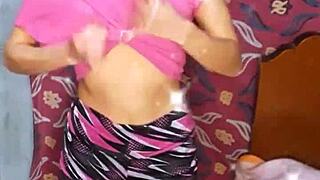 i love watching this cute petite amateur do her workout routine before recording