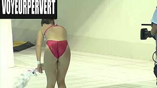 Womens High Diving Voyeur Captures Young 18+ Candid Legs And Bikini Ass!