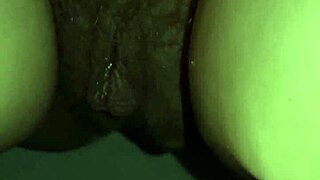 oh wow, check out gretala shaving on the toilet in this amateur homemade clip