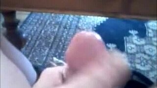 欧洲大屌自撸一次狂射两发