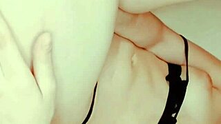 哥们女友酒店自慰视频发来想操