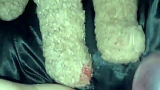 Virgin 18-year-old arab girl squirts huge glass dildo los angeles