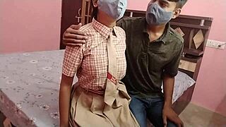 处女印度18+学生大屌狗交式干爆巨奶