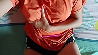 Neighbor Rides Cheating Cock Screaming Husband Doesn't Notice