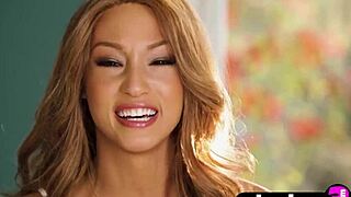 Jeana Turner's Perfect Big Ass Exposed In Sexy Lingerie Strip!