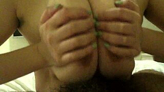 哇asdfgh乳交巨乳中国奶鸡年