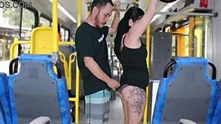 velho escroto encoxa morena curvy no bus ate gozar huge cock