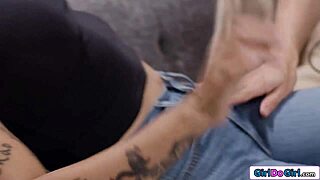 big tits lesbian cop facesits asian milf pussy hard