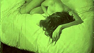 Vintage Beauties Reveal Bushy Beavers in Secret Retro Scenes