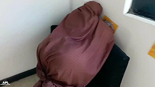 playing homemade porn with my fat-ass whore girlfriend full story!