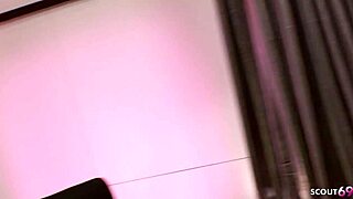 甜美女金发妮可·雷紧屄选秀街捡狂干