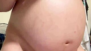 Pregnant arab wife flaunts hairy pussy tease—who craves her tight webcam show?
