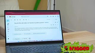 Leia Wars deepthroats black cock joy in collection vid?