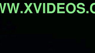 Minha esposa puta deu pra todos no gloryhole eu corno em casa??